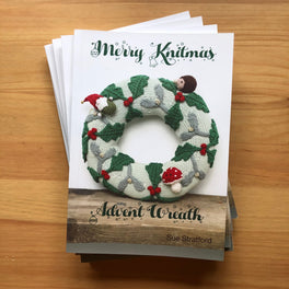 Merry Knitmas Advent Wreath by Sue Stratford