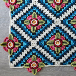 Mexican Diamonds Crochet Blanket Pattern by Janie Crow