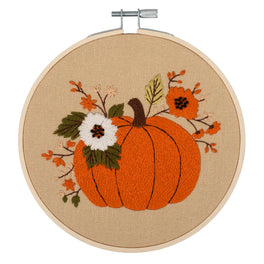 Trimits Embroidery Kit With Hoop- Pumpkin