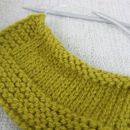 Beginners Continental Knitting AM Workshop with Carmen Burns - Saturday 11th April 2026