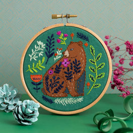 Hawthorn Handmade - Folk Bear Mini Embroidery Kit