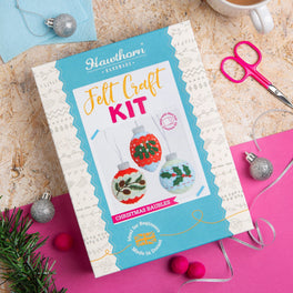 Hawthorn Handmade - Christmas Baubles Felt Craft Kit