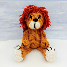 Wee Woolly Wonderfuls Pattern Booklet -Alfred the Lion - in Stylecraft Special Chunky