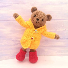 Wee Woolly Wonderfuls Pattern Booklet -Waffles the Bear - in Stylecraft Special Chunky