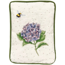 The Busy Bee - Tapestry Kit