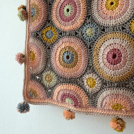 Magic Circles Crochet Scarf Pattern by Janie Crow